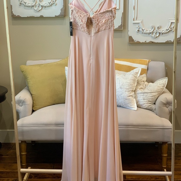 Lulus Blush beautiful gown - Picture 5 of 5